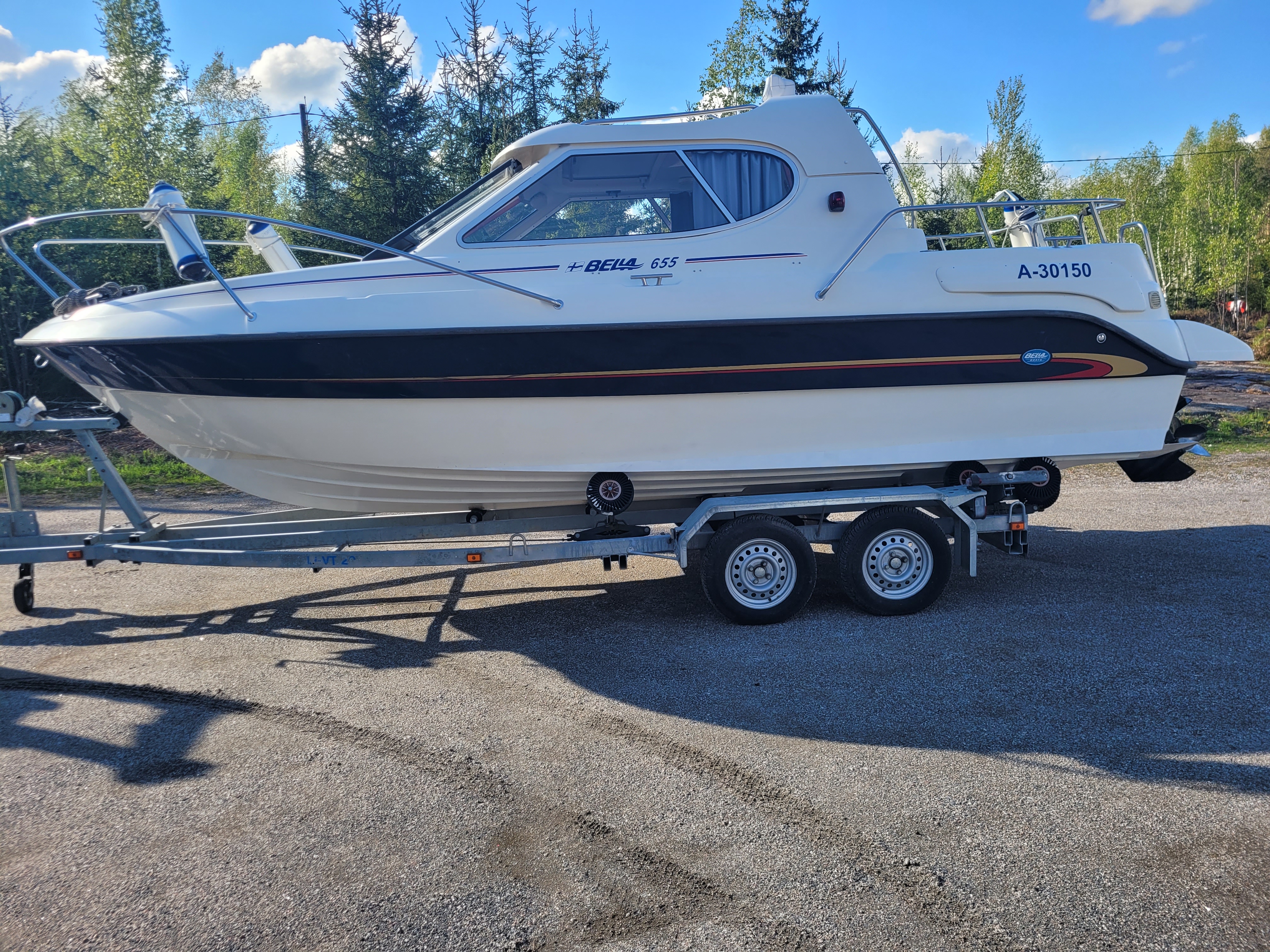 Bella 655 FI-BELQ0104D303